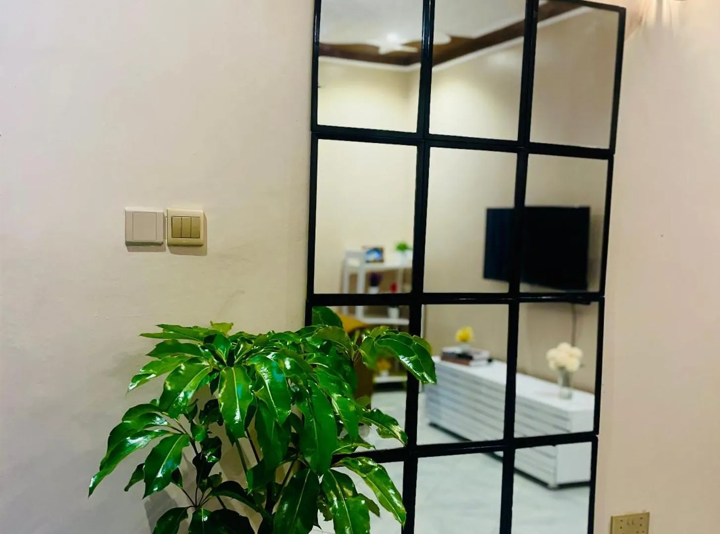 Cozy Residence Ii, 1 Bedroom Apartment Kulambiro Kampala Uganda